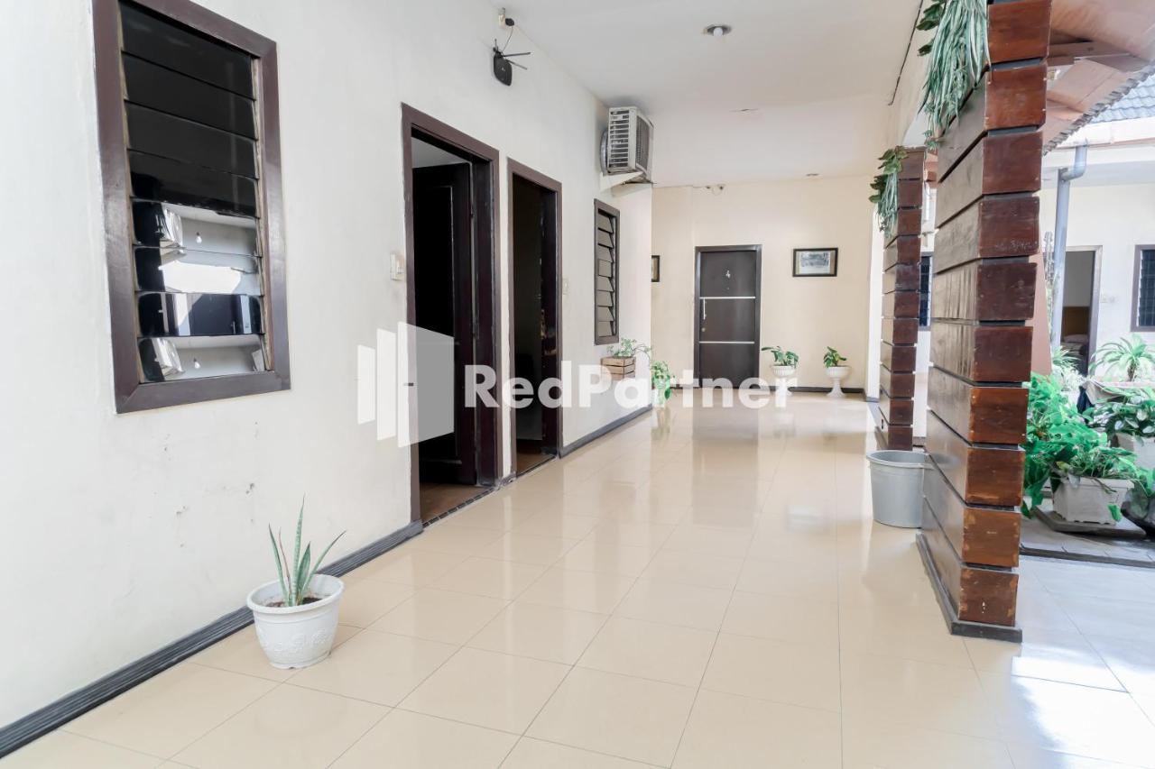 Cherry Pink Hotel Medan Mitra Reddoorz Exterior foto